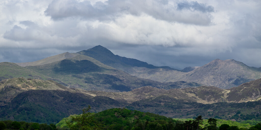 Snowdonia by whdarcyblueyondercouk