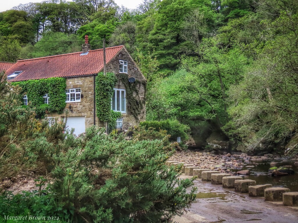 Stepping Stones Cottage by craftymeg