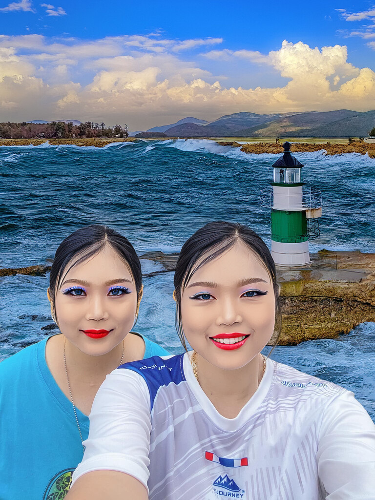WWYD Selfie at the Lighthouse. by lumpiniman