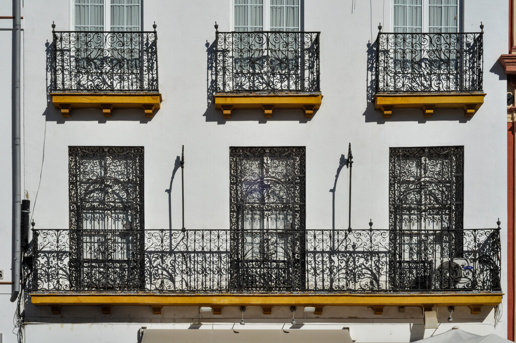 Triana, Seville  by brigette