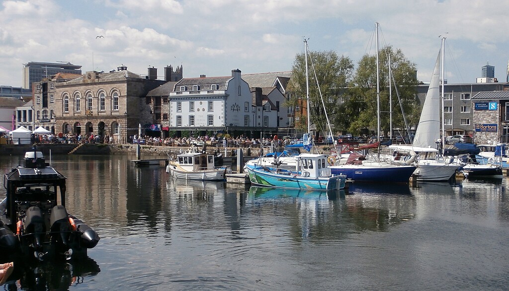 Sutton Harbour...... by cutekitty