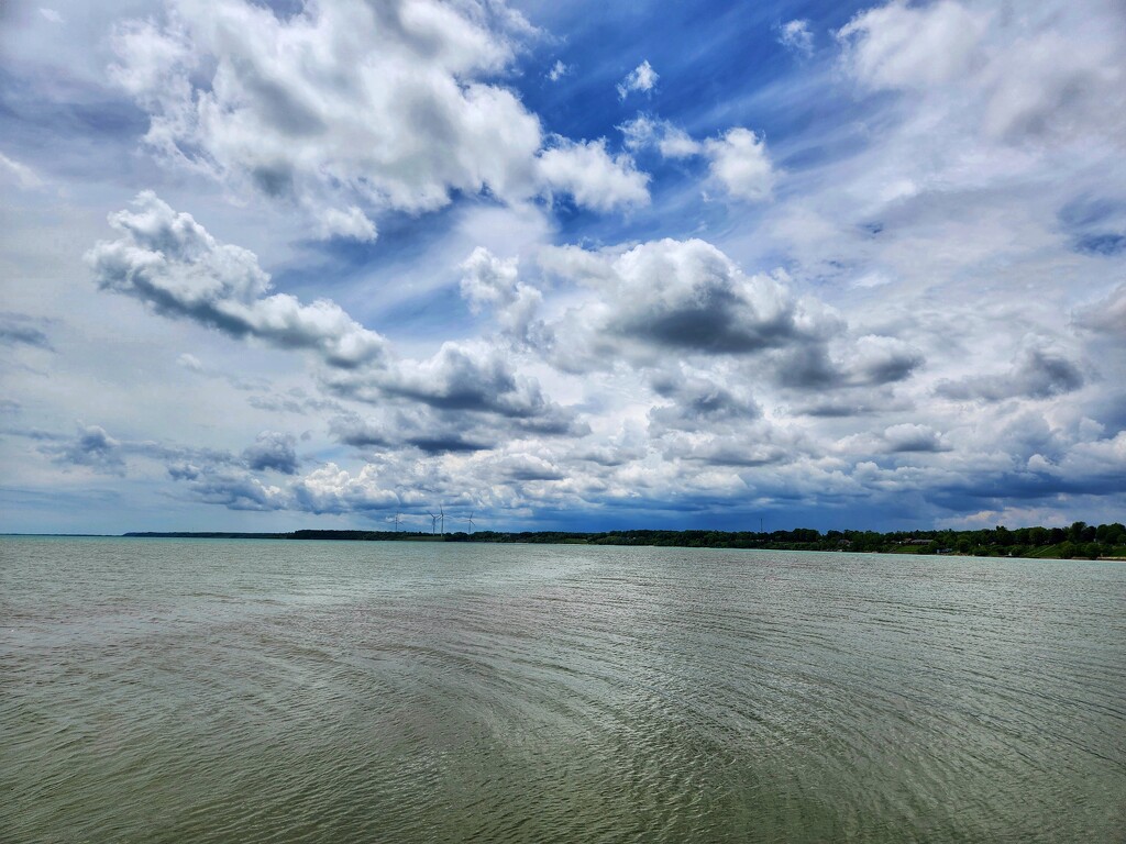 Lake Erie Sky by ljmanning