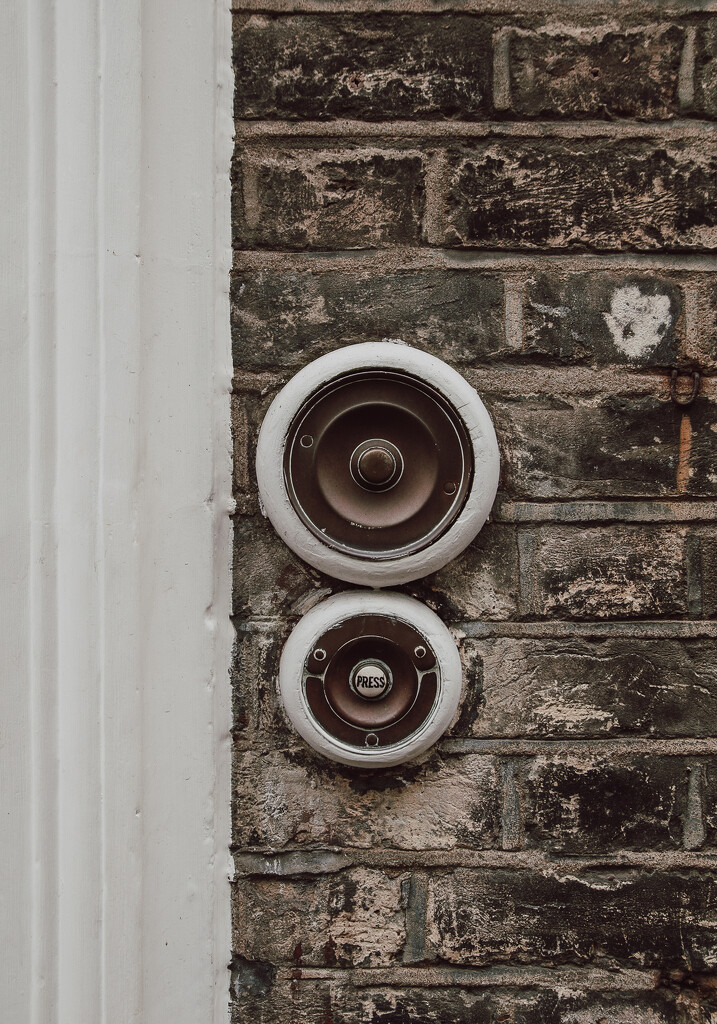 Hampstead Heath Doorbell by brigette