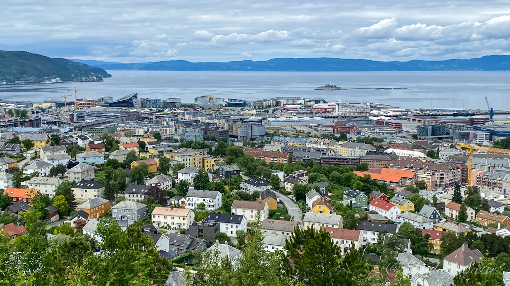 The view over Trondheim by elisasaeter