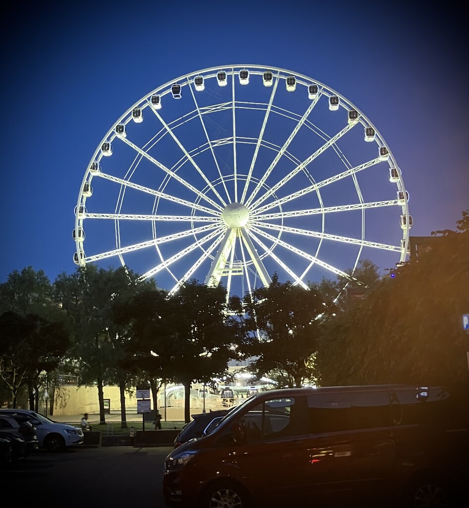 Liverpool Big Wheel  by g3xbm