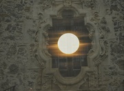 2nd Jun 2024 - Moon shining thru window