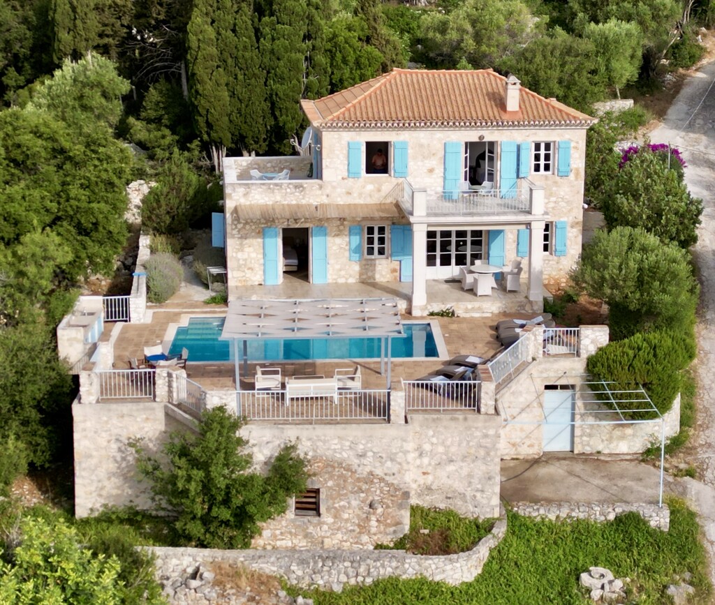 Pretty villa by jeremyccc