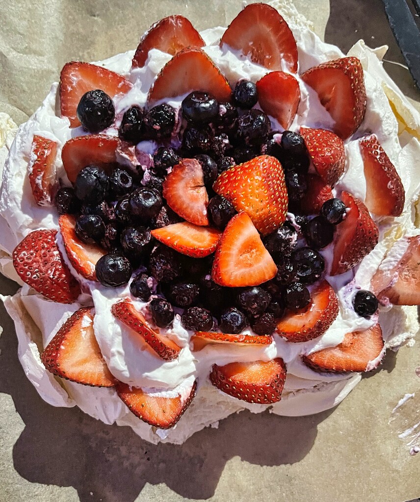 6 1 Sweet Pavlova by sandlily