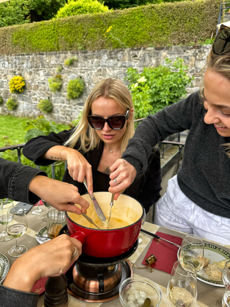 Last yum of the fondue.  by cocobella