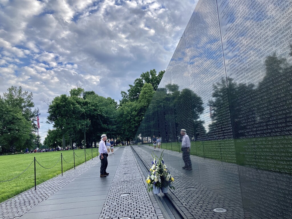 The Vietnam Memorial  by jgcapizzi