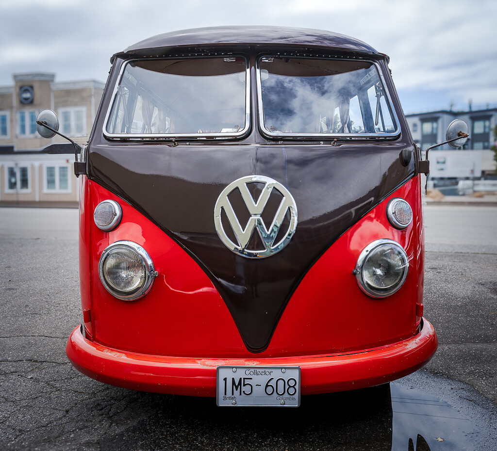 VW Bus by cdcook48