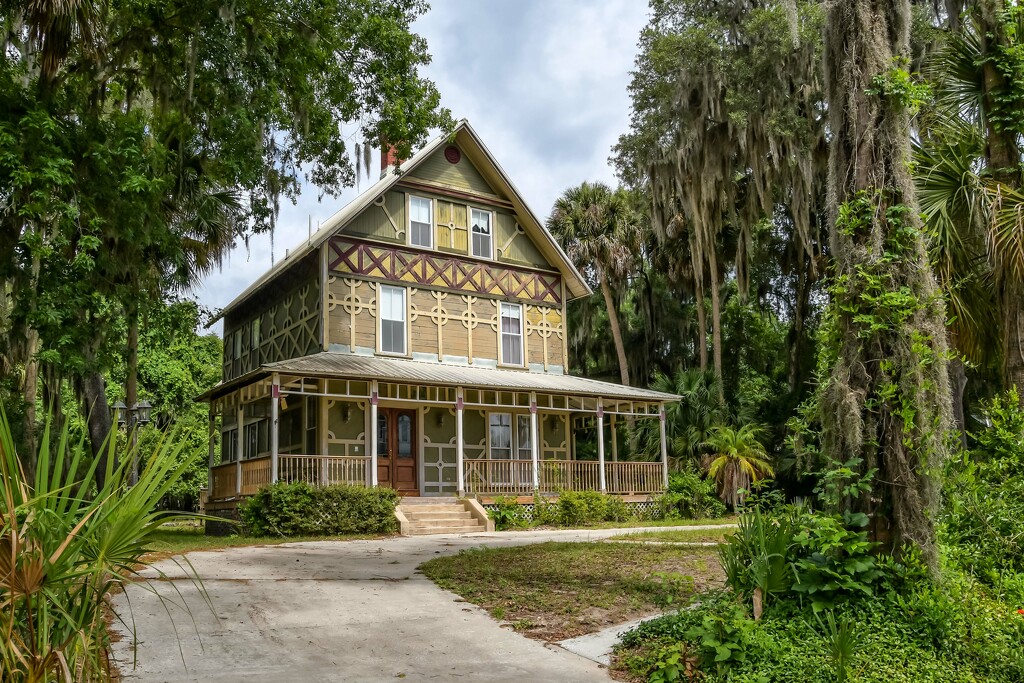 Old Florida Home by danette