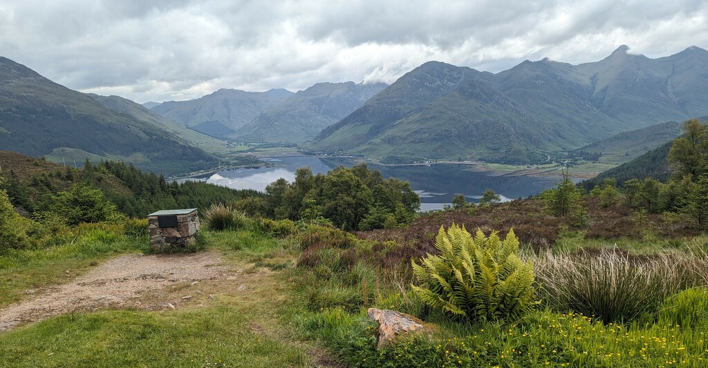 Kintail view  by sarah19