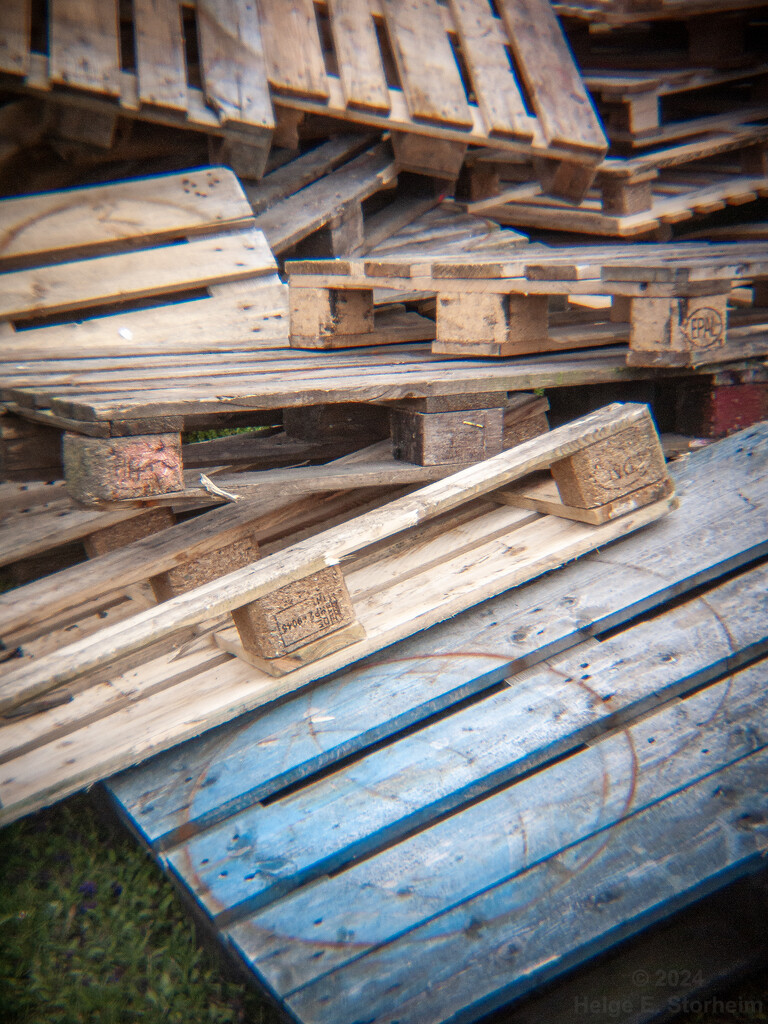 Pallets  by helstor365