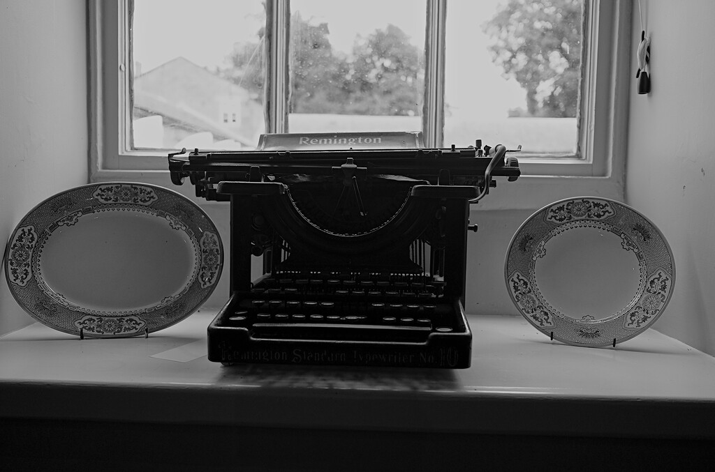 Remington Standard Typewriter No. 10 by allsop