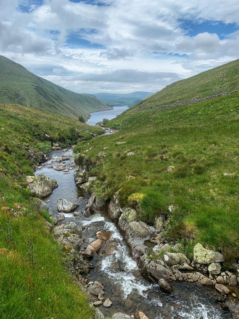 Looking down to Talla Reservoir. by billdavidson