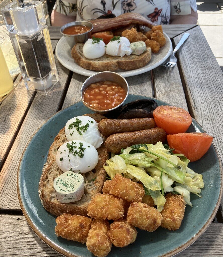 Lunch in St Ives near Cambridge  by g3xbm