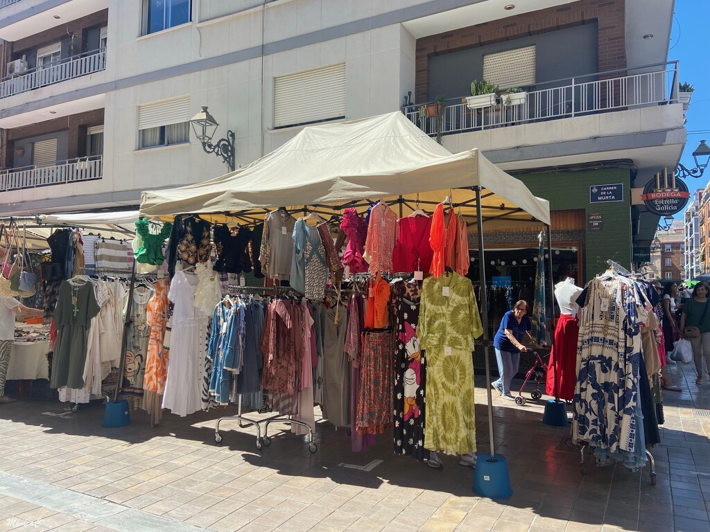 Street market by monicac