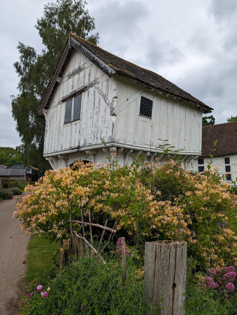 LOWER BROCKHAMPTON GATEHOUSE. by derekskinner