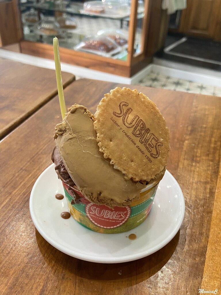 Ice cream by monicac