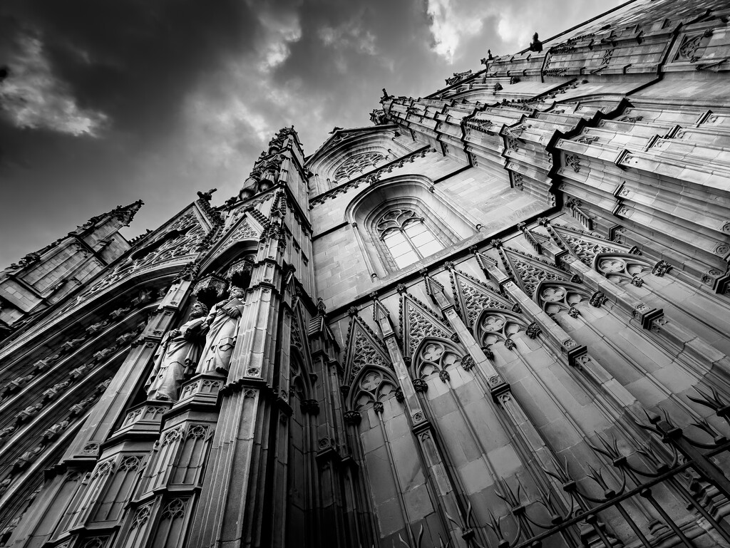 Barcelona cathedral by northy