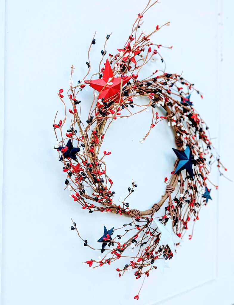 Red White & Blue Wreath by veronicalevchenko