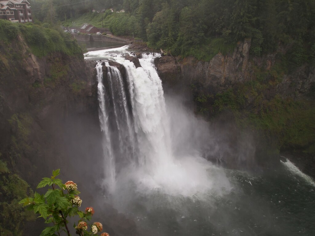snoqualmie falls by blueberry1222