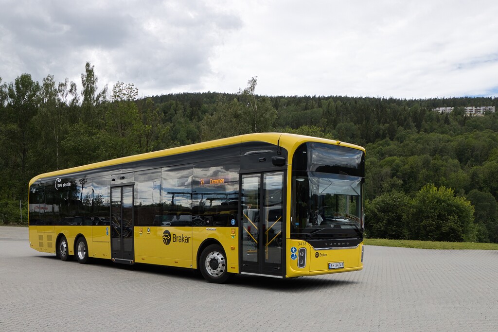 One of the new buses by okvalle