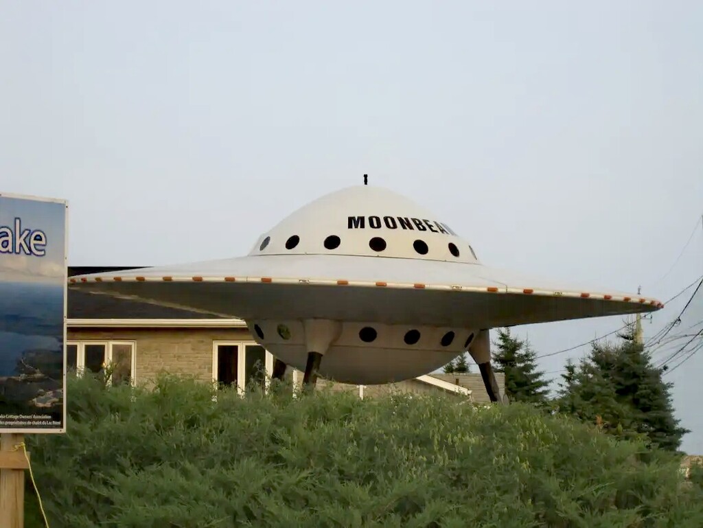Moonbeam UFO Monument  by princessicajessica