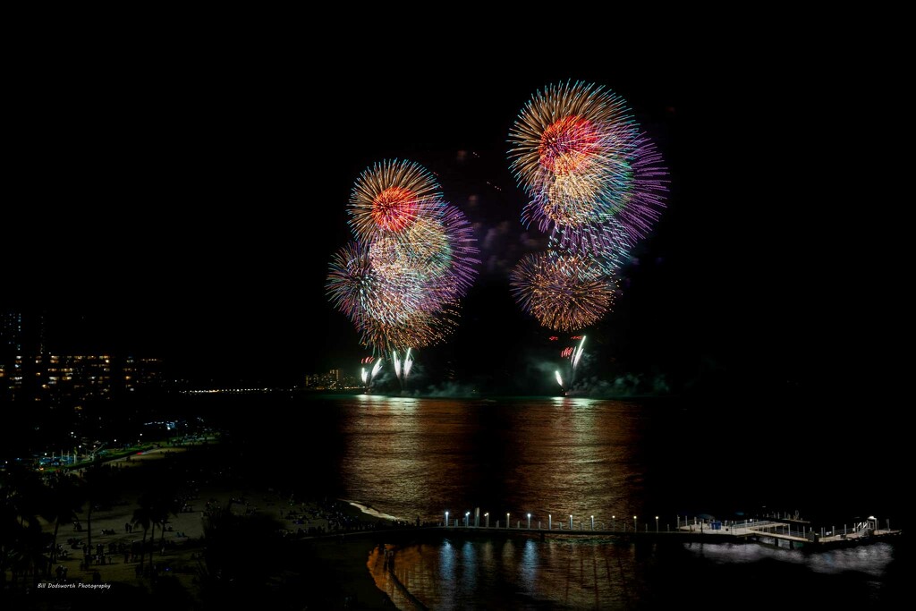 Honolulu Festival Fireworks by photographycrazy