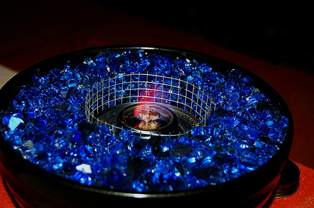 tabletop firepit by fallenrosepetals