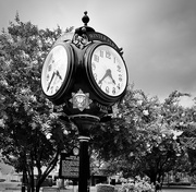 4th Jul 2024 - Winter Park Clock at Central Park 