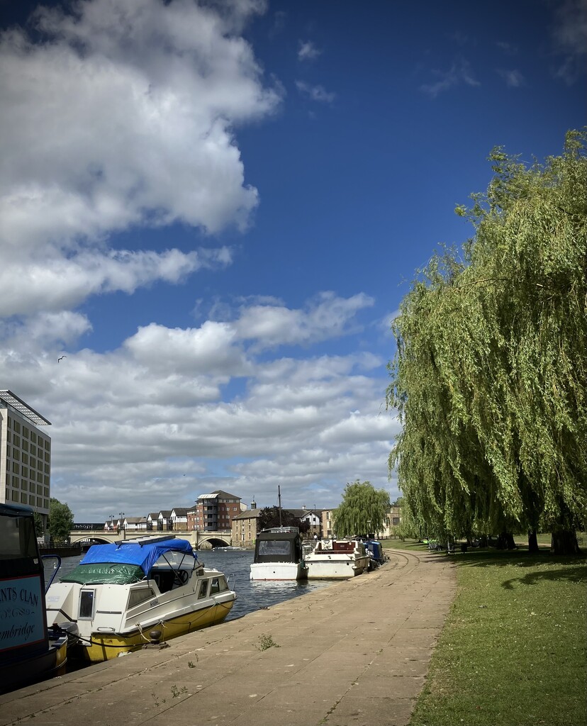 River Nene, Peterborough  by g3xbm