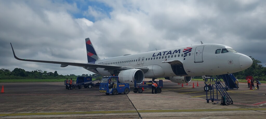 Landing in Puerto Maldonado by mariaostrowski