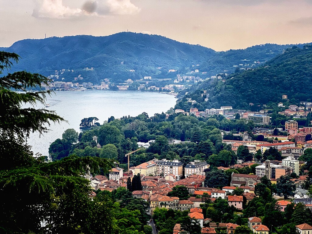 Looking down on Como  by rensala