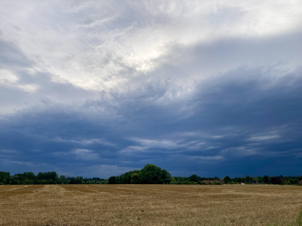 Storm sky by paul1j