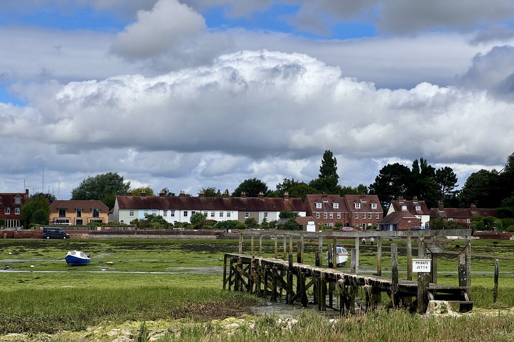 Low tide by wakelys