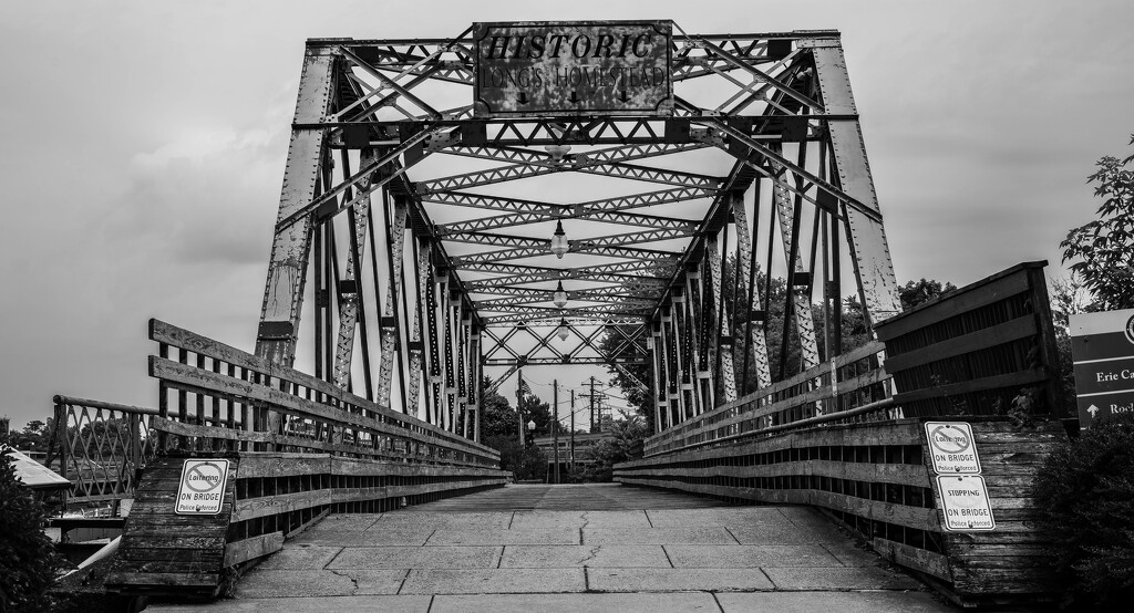 Historic Bridge by darchibald