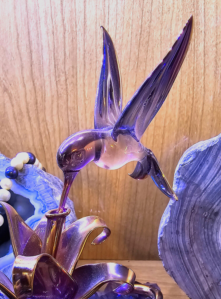 Glass Hummingbird by peachfront