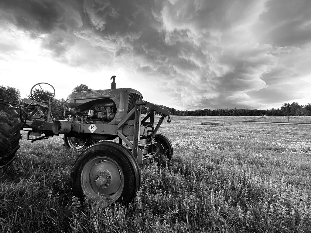 Farmland Storm by rickaubin