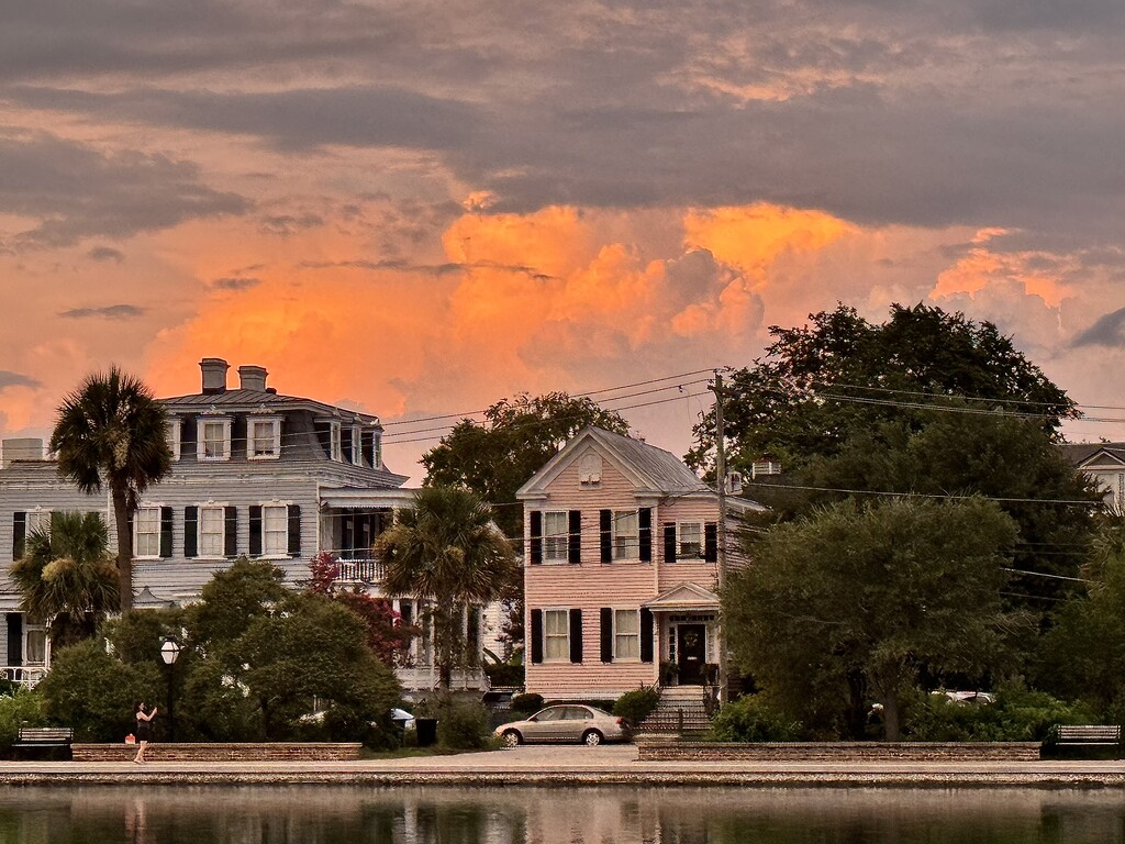 Sunset at Colonial Lake, Charleston  by congaree