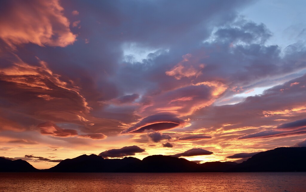 Amazing Skies over Loch Linnhe by jamibann