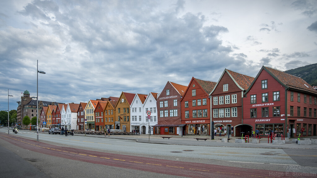 The Wharf in Bergen by helstor365