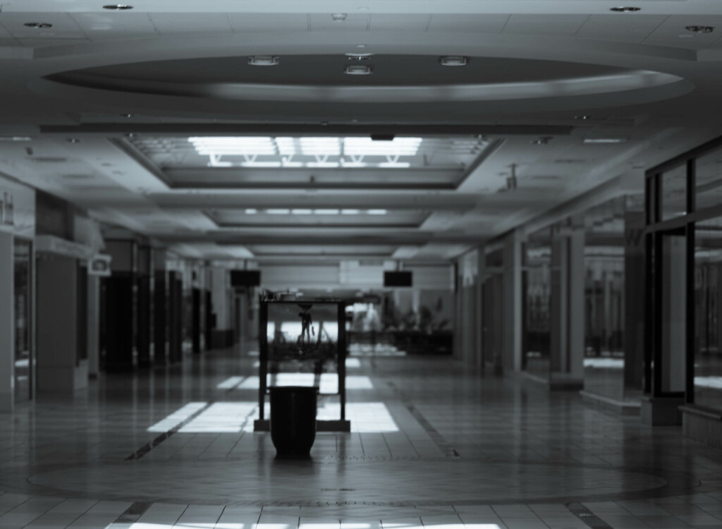 Ghost of a Mall-2 by darchibald