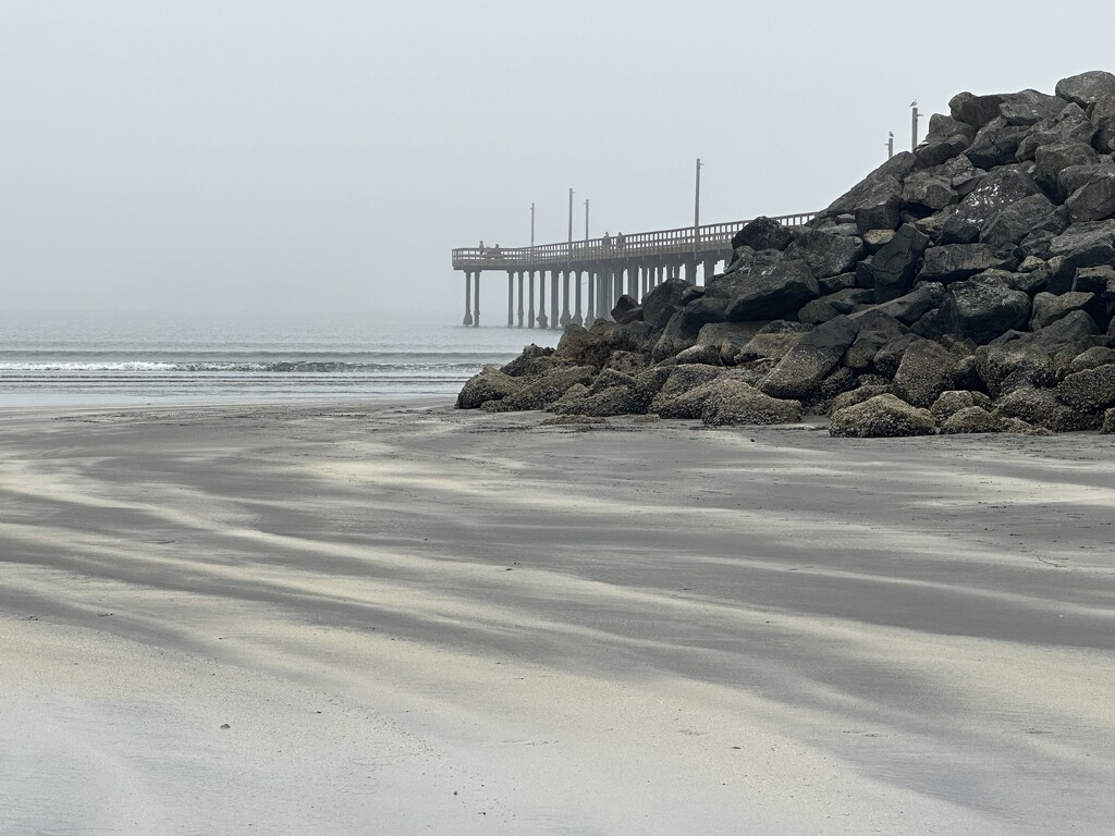 Stripes in the sand by pandorasecho