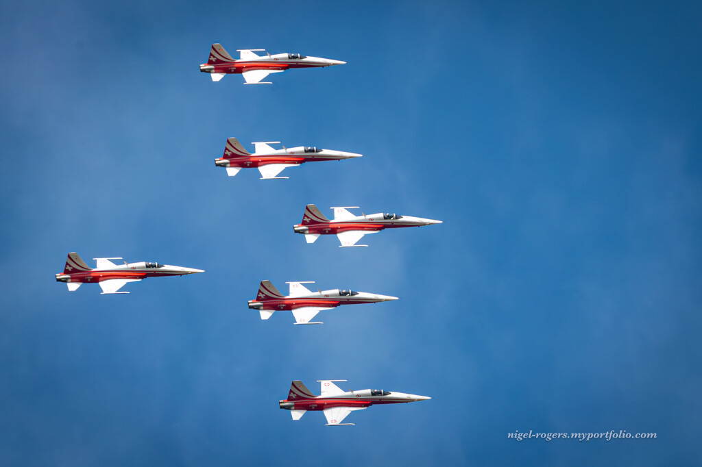 The Swiss Aerobatics team arrive by nigelrogers