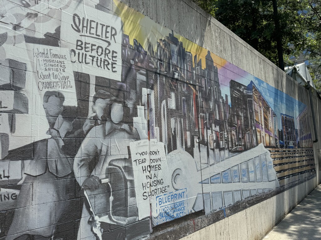 Mural behind Lincoln Center by blackmutts