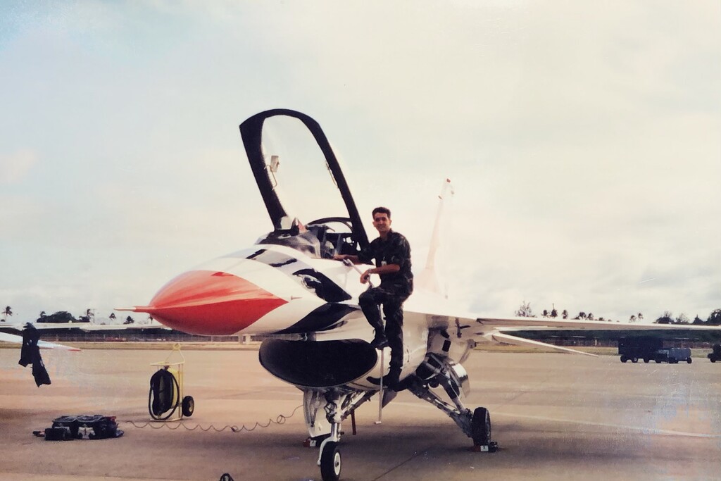 1991 Hickam AirFirce Base Hawaii by frodob