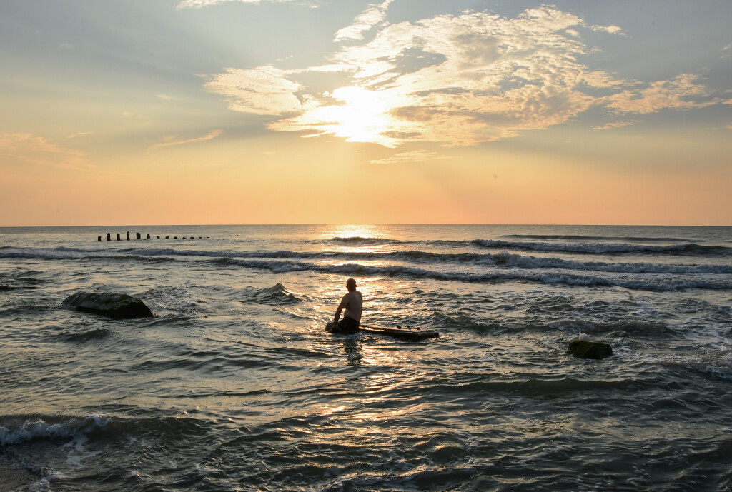 Sea Lover by kareenking