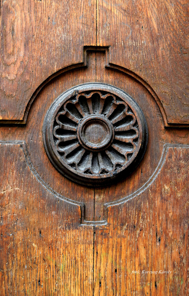 Door ornament by kork